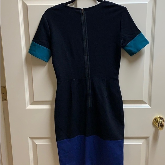 BCBG Black Color Blocked Knit Shift Midi Dress - Picture 4 of 5